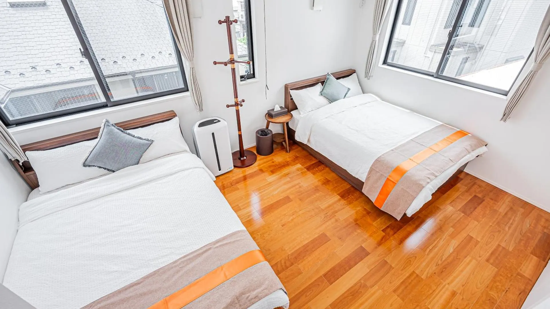 Ikebukuro Upscale Urban Villa Tokio 0*,  Japón